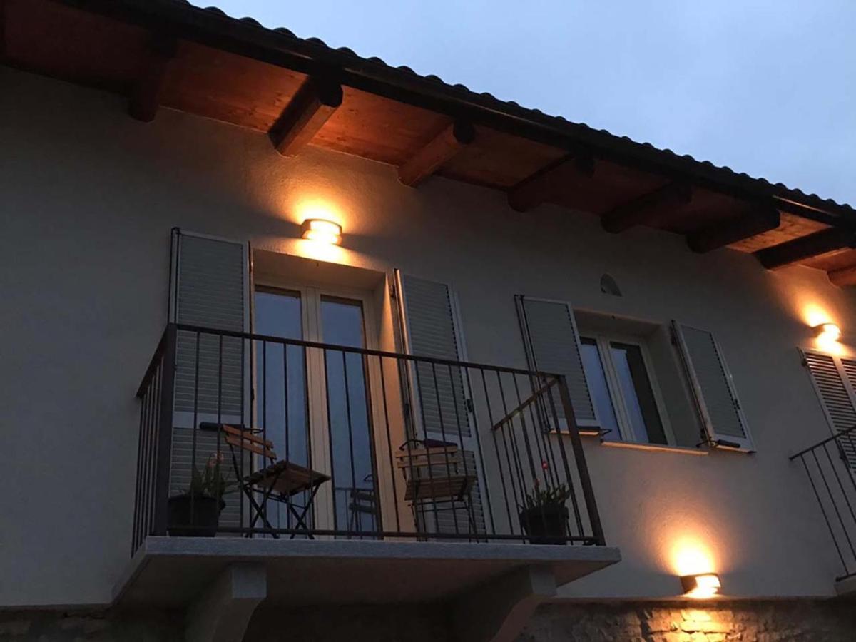 Bed and Breakfast La Luce Delle Colline Serravalle delle Langhe Exteriér fotografie