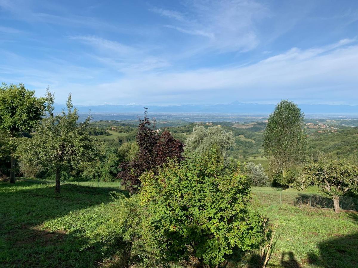 Bed and Breakfast La Luce Delle Colline Serravalle delle Langhe Exteriér fotografie